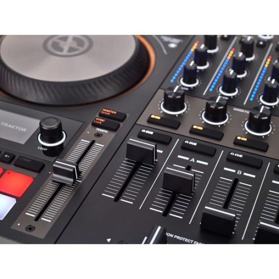 TRAKTOR KONTROL  S4 MK3 Native Instruments